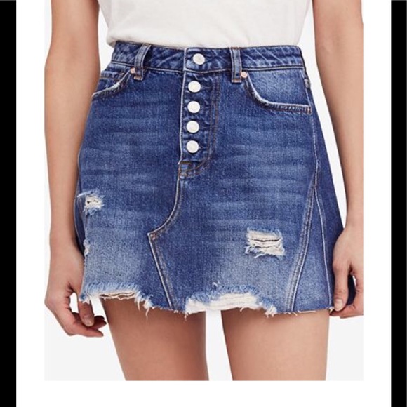 We The Free Women’s Distressed Jean Skirt - Picture 1 of 5